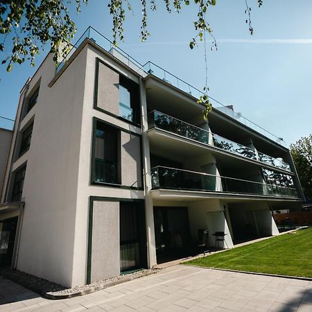Villa Bauhaus Wellness Apartman Fsz. 3 Siófok Esterno foto