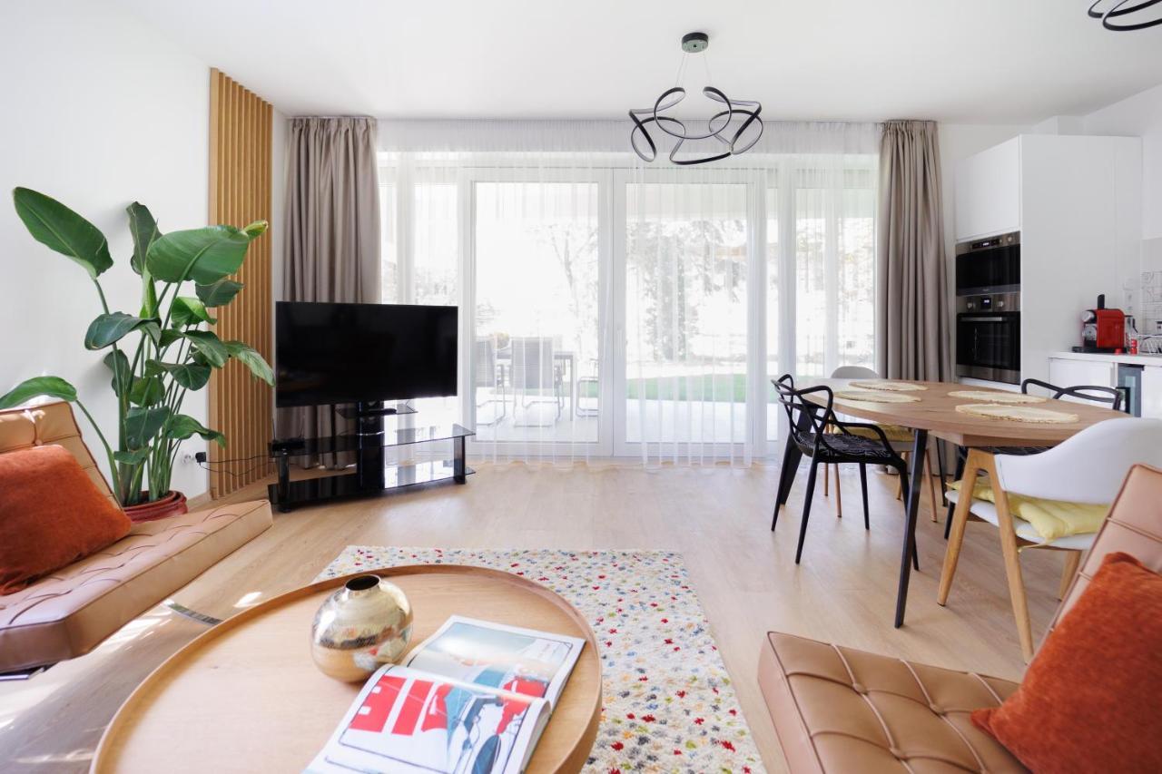 Villa Bauhaus Wellness Apartman Fsz. 3 Siófok Esterno foto